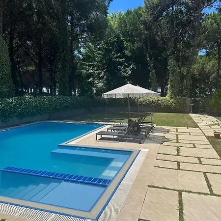 Beachfront By Monika Experiences Villa Golem (Tirana)