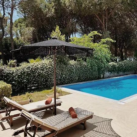 Villa Beachfront By Monika Experiences Golem (Tirana)